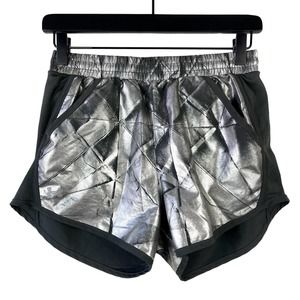 Under Armour (XS) Womens Fly By Perforated Running Shorts Gray Silver Metallic